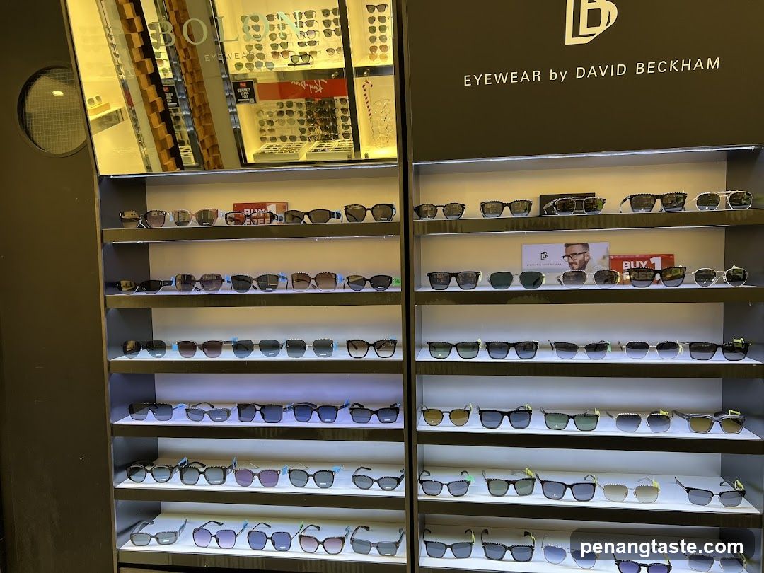 Eyewear Display