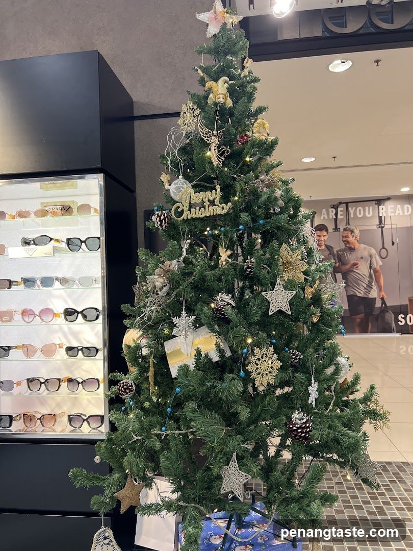 Christmas Tree Decoration