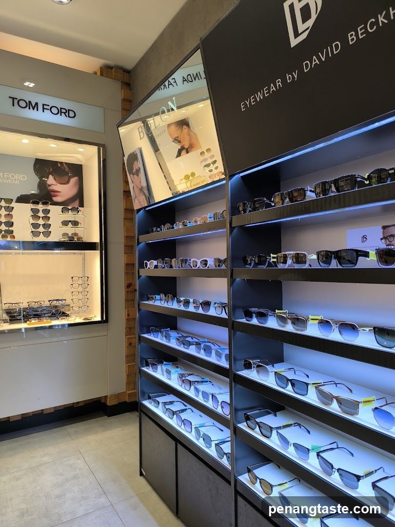 Eyewear Store Display