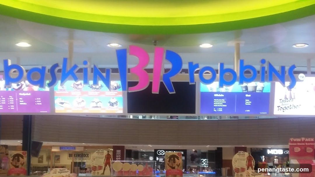 Baskin Robbins Storefront