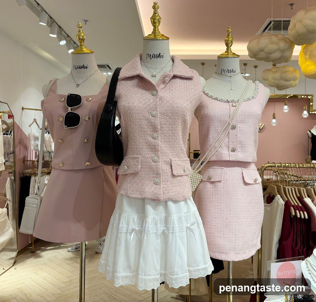 Women's Pink Tweed Outfits on Mannequins