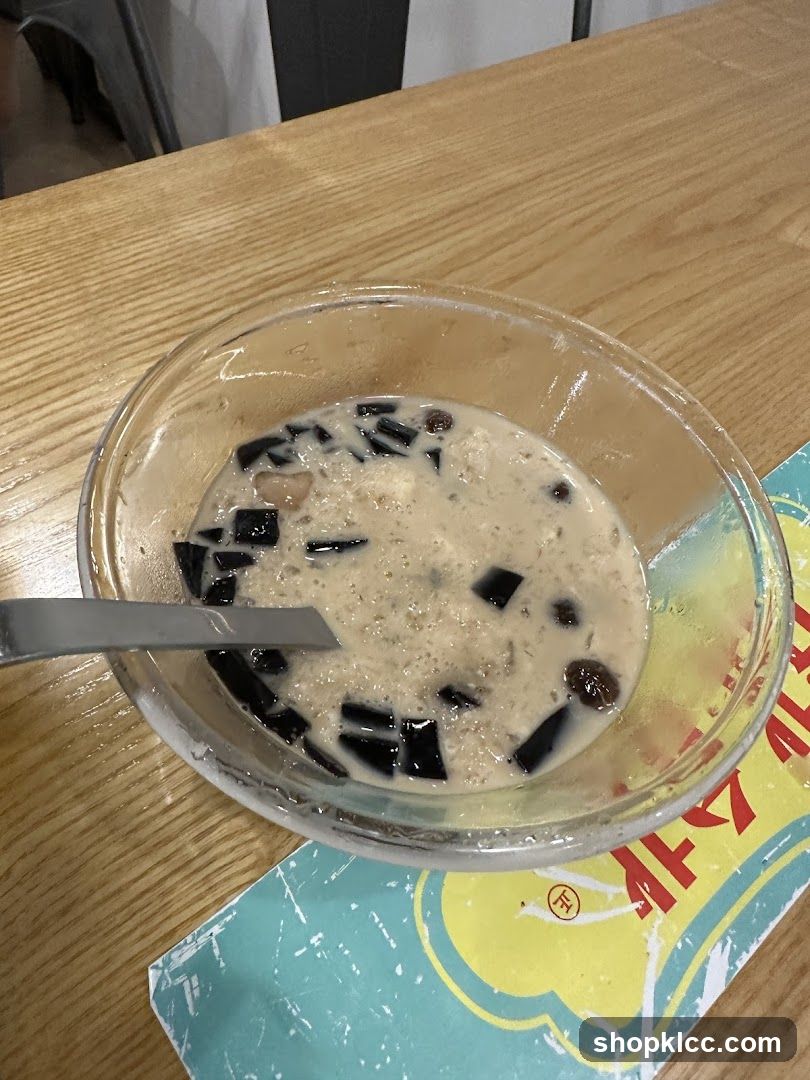 Dessert with Grass Jelly