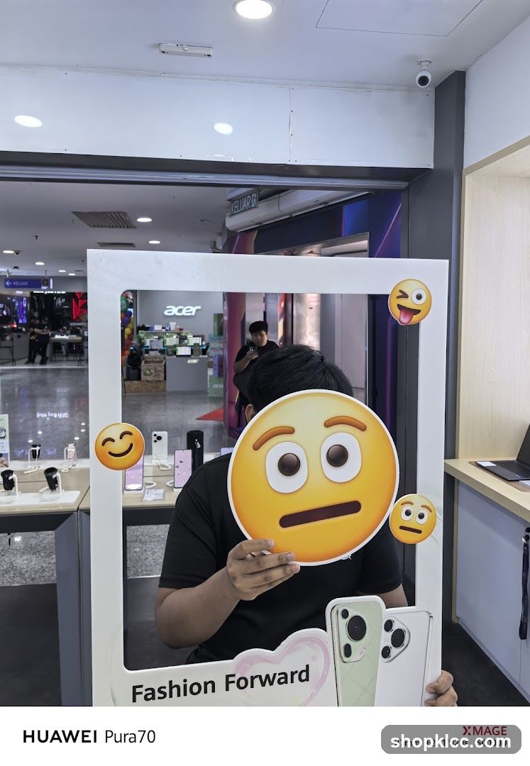Photo Booth with Emojis and Phones