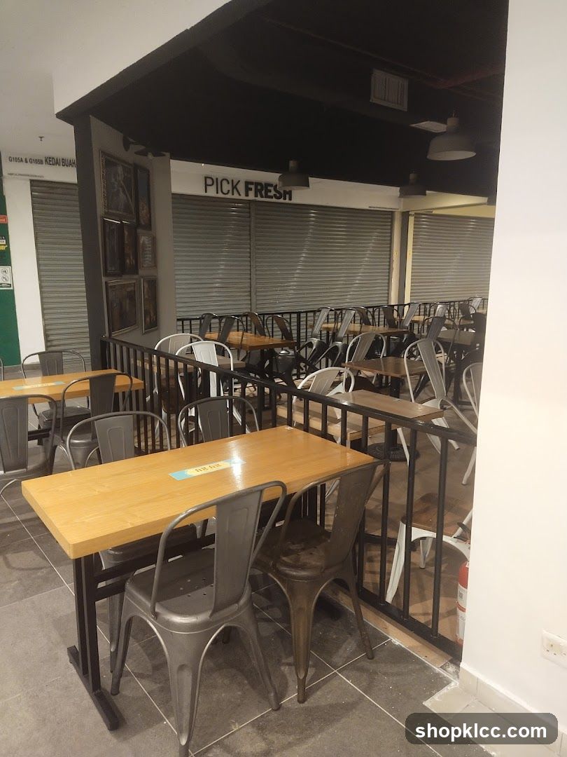 Restaurant Seating Area