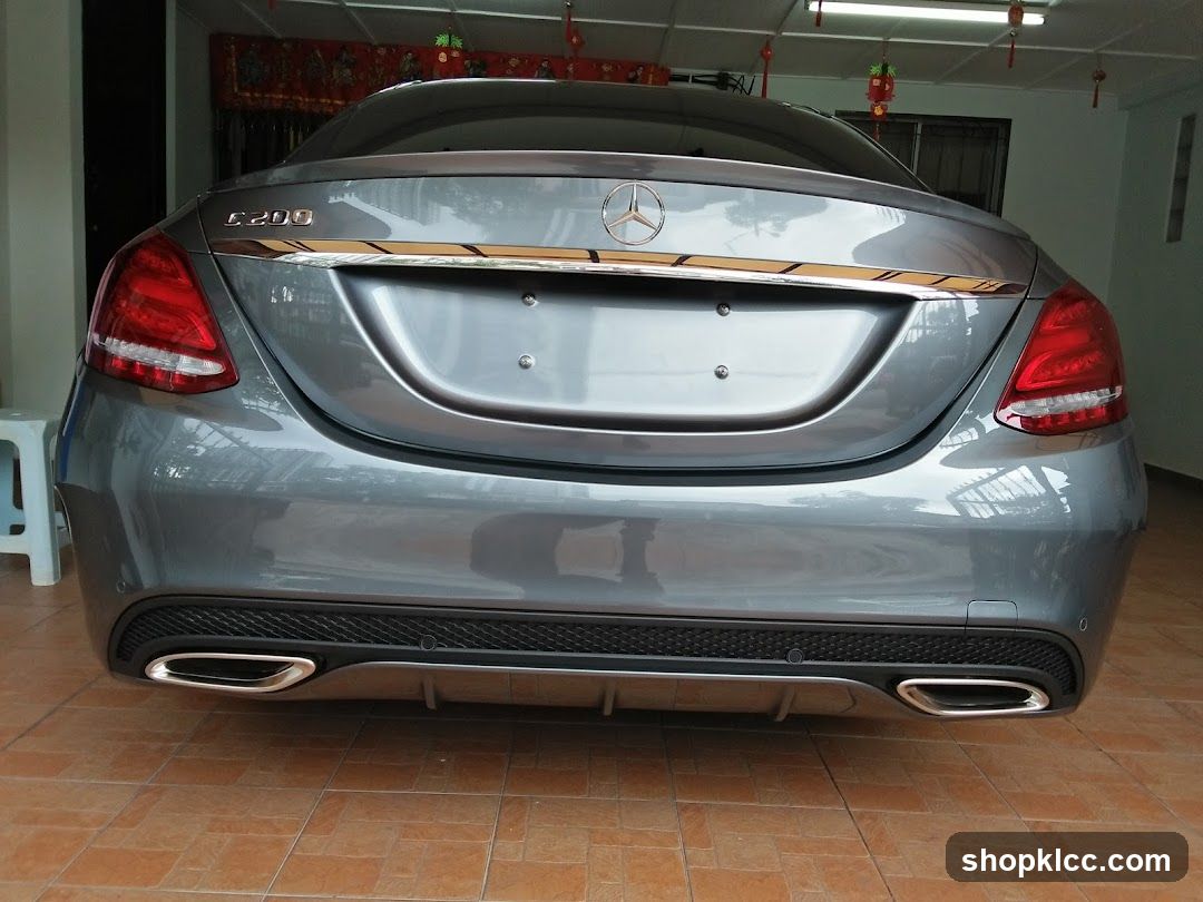 Mercedes-Benz C200 Rear View