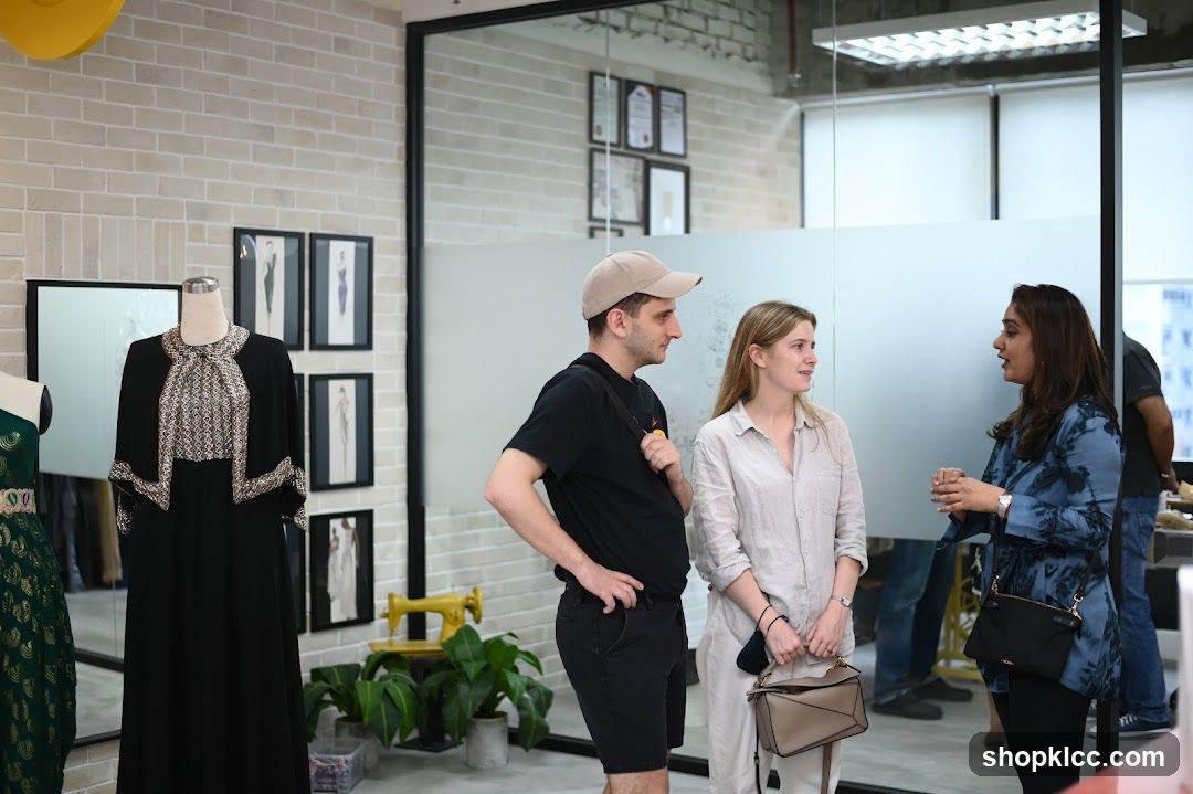 Fashion Studio Discussion