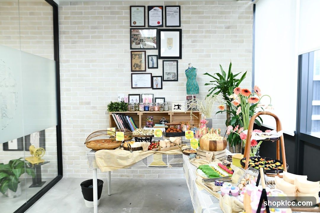 Buffet Table Setup