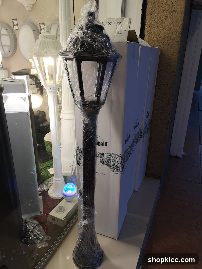 Street Lamp Display