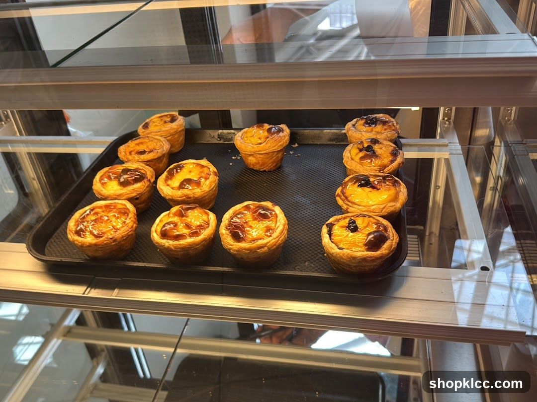 Egg Tarts Display Case