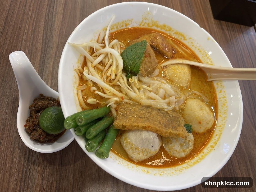 Laksa Bowl with Side Dipping Sauce