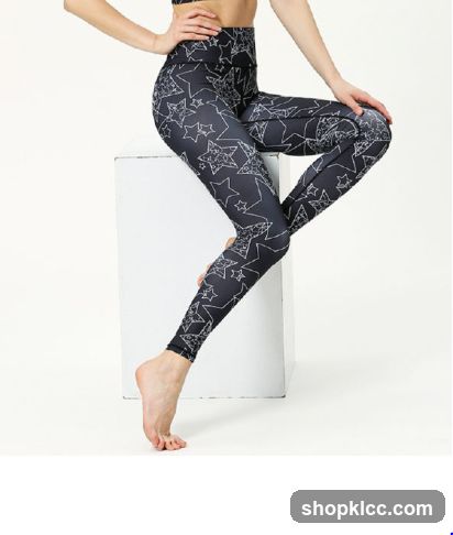 Star Pattern Leggings Model