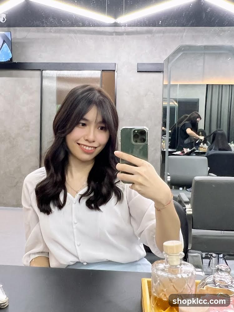 Hair Salon Interior Selfie