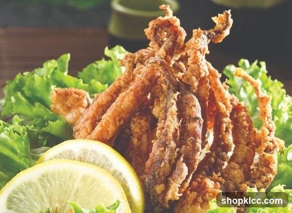 Fried Squid with Lemon and Lettuce