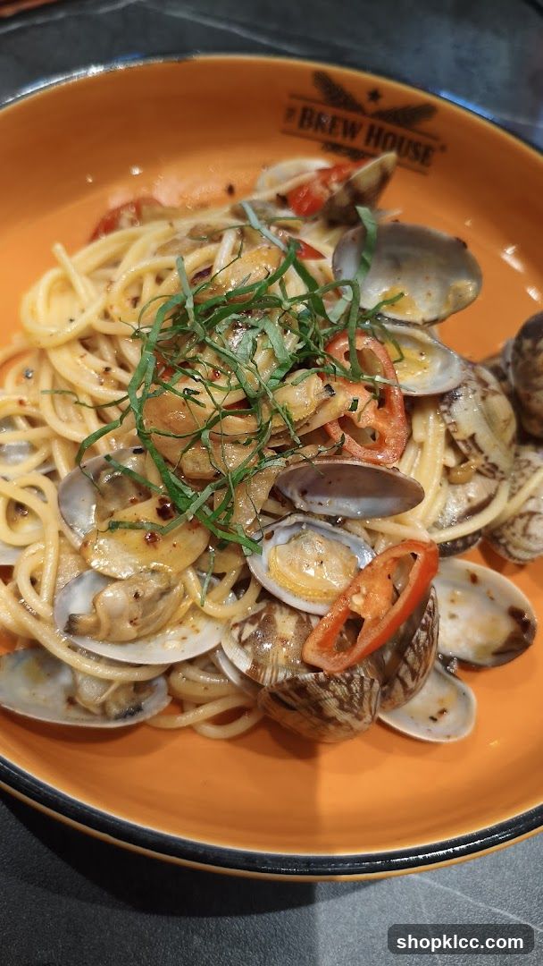 Spaghetti with Clams