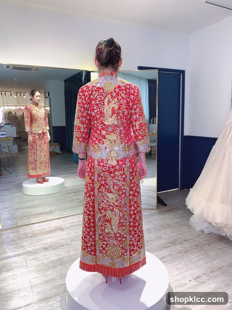 Red Chinese Wedding Dress Display
