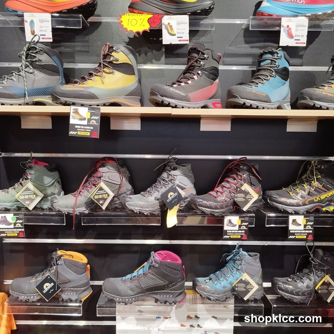 Shoe Display Shelf