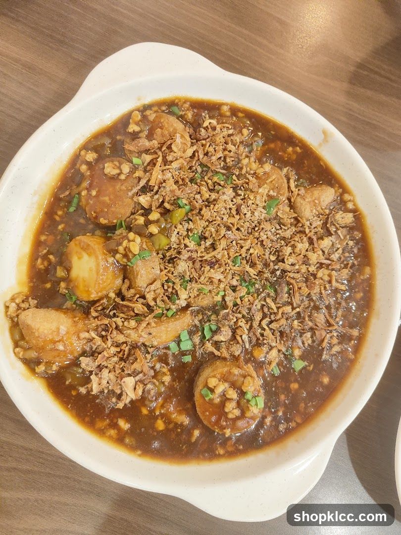 Stir-fried Chicken with Fried Onions