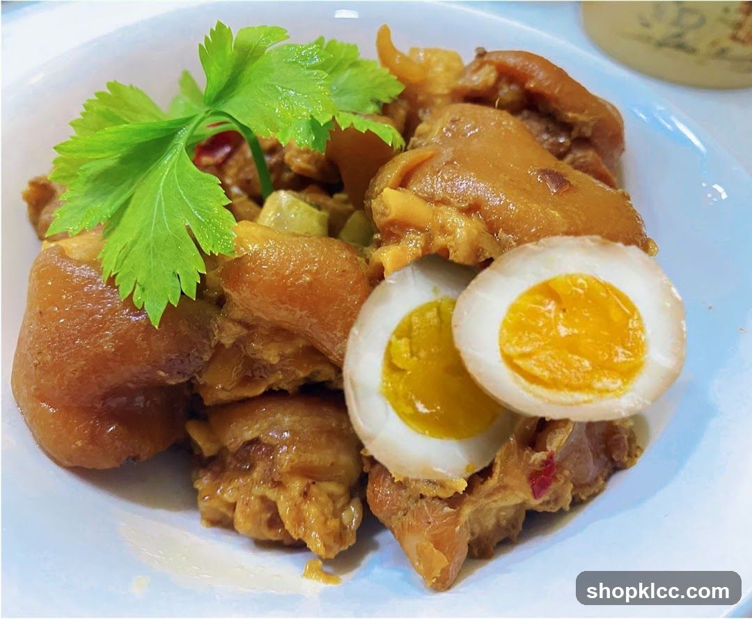 Braised Pork Trotters with Boiled Eggs