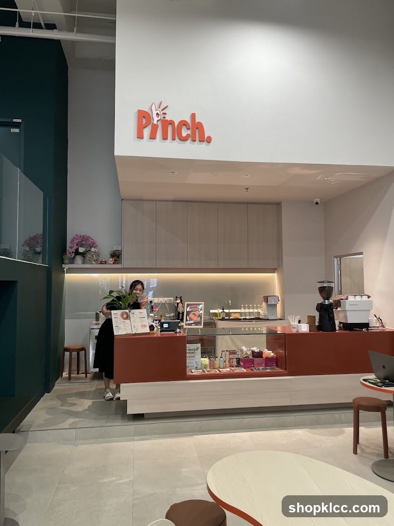 Pinch Cafe Interior