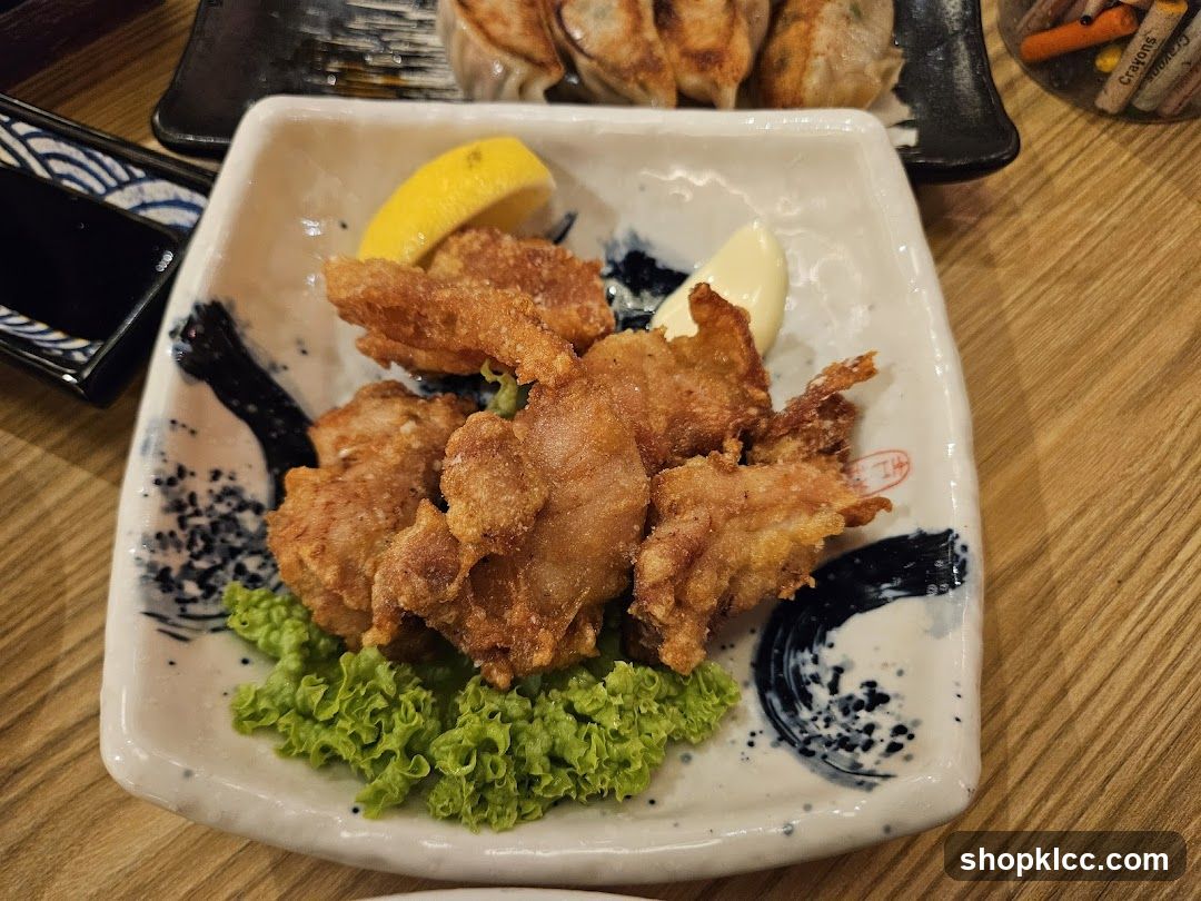 Fried Chicken with Lemon and Lettuce