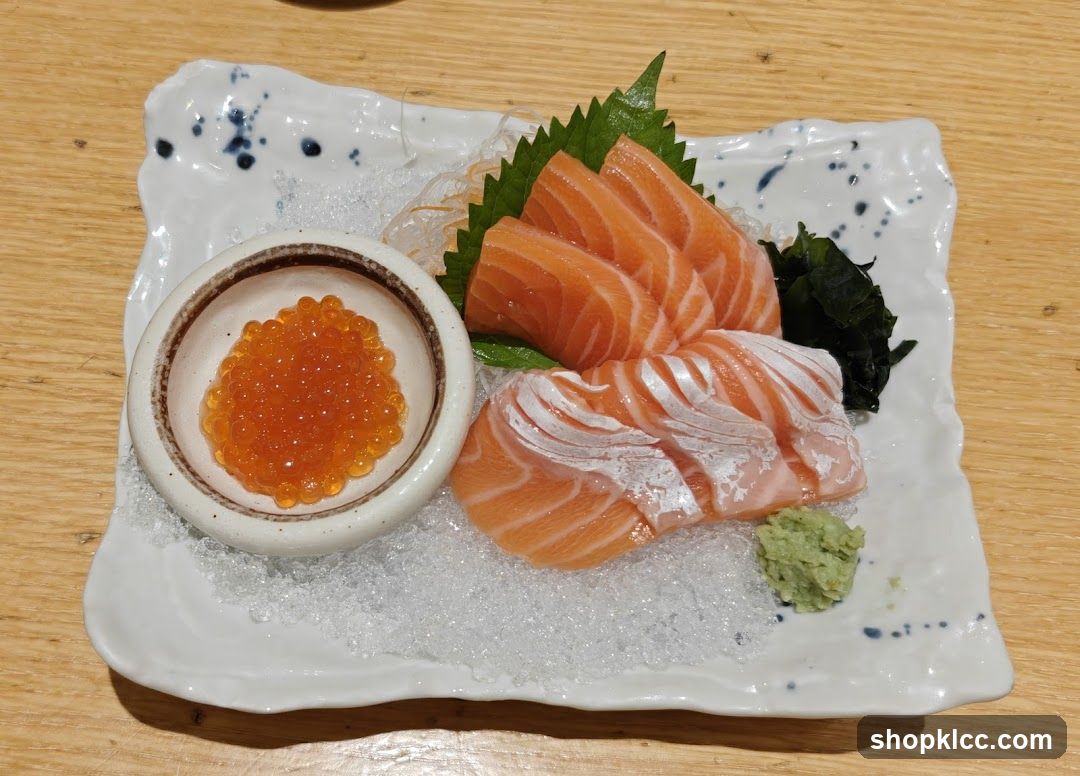 Sashimi Platter with Salmon and Roe