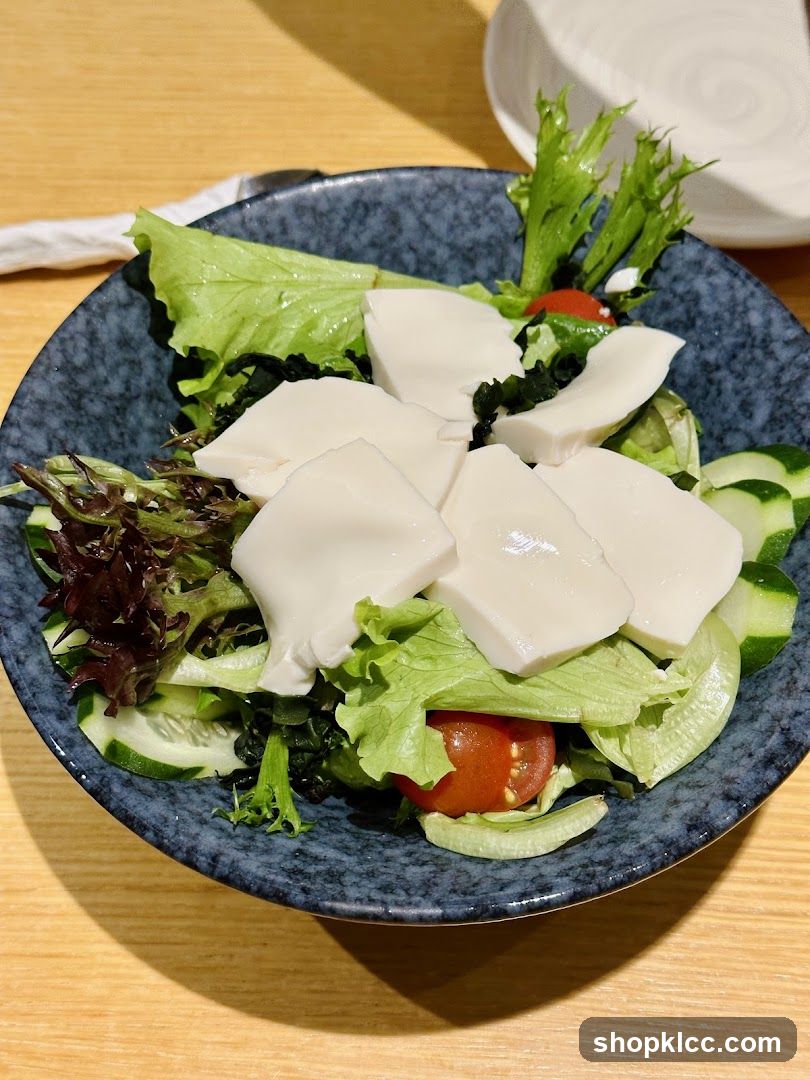 Fresh Salad with Cheese