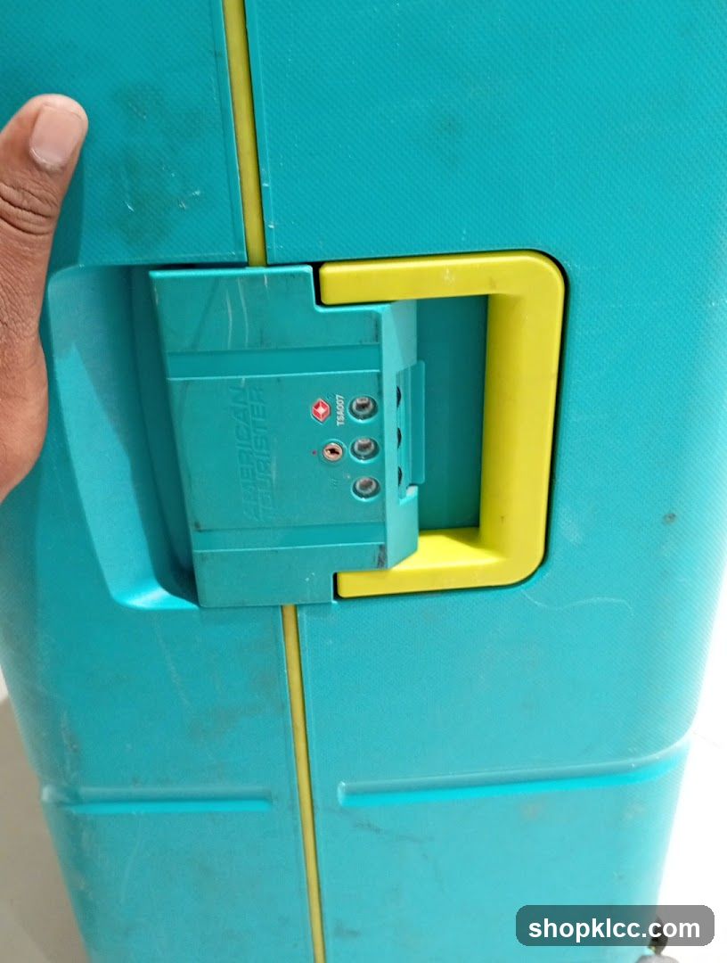 American Tourister Luggage Lock