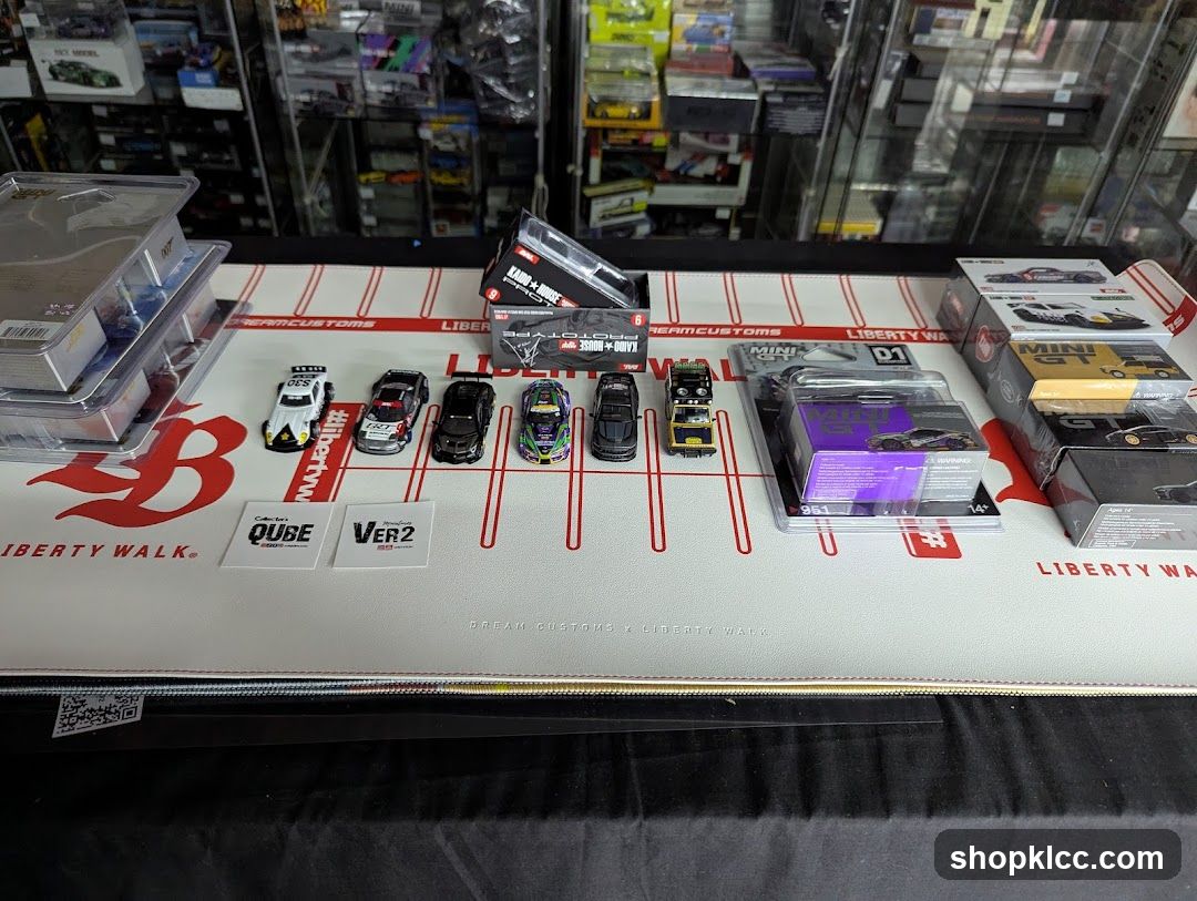 Die-cast car models and accessories