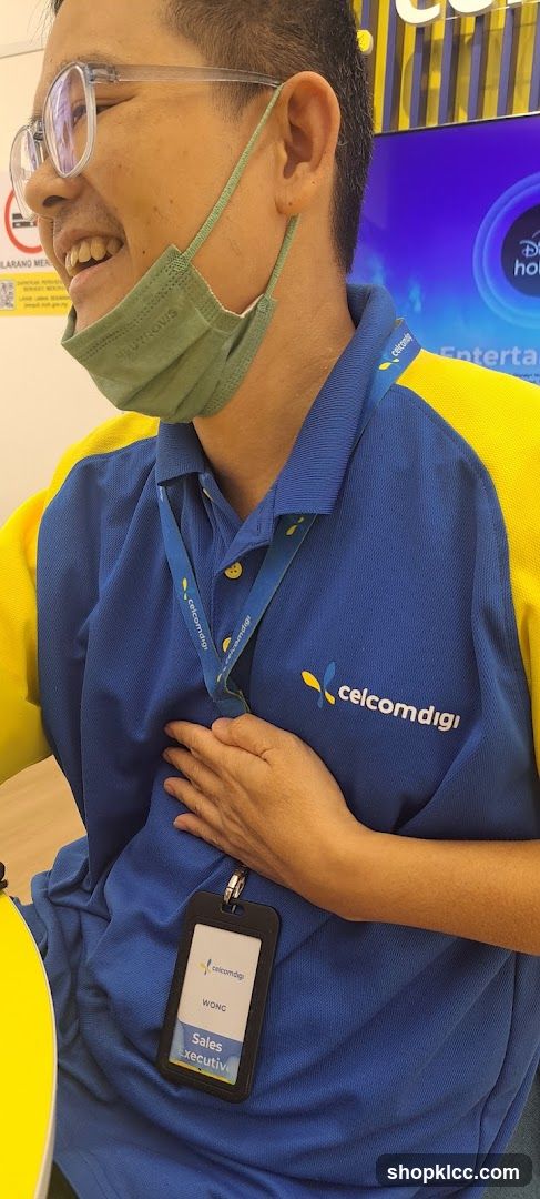 Celcom Digi Staff Member