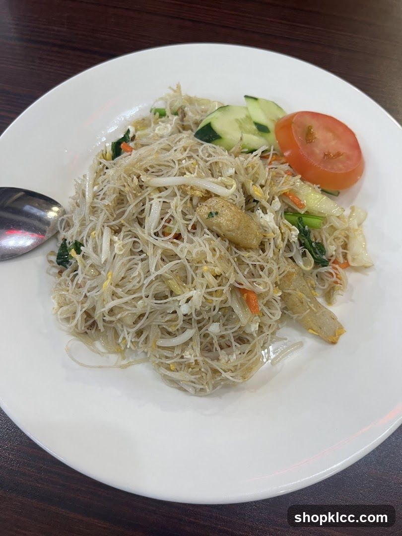 Noodles with Vegetables and Meat