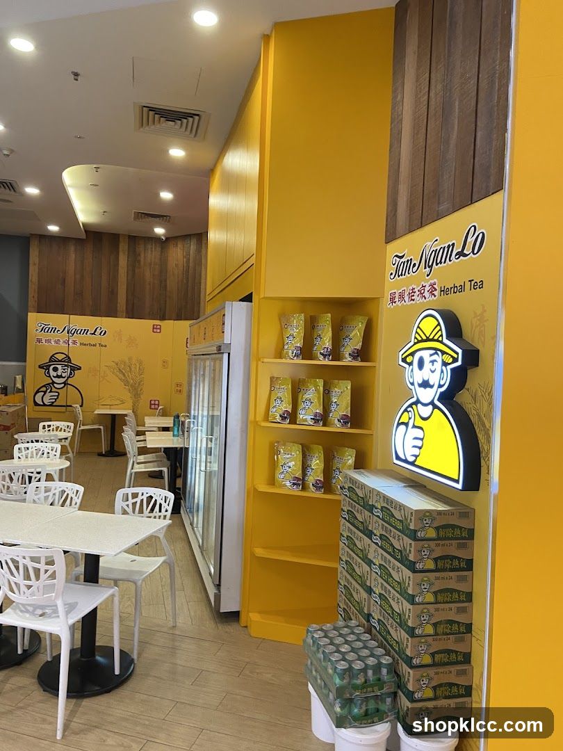 Tan Ngan Lo Herbal Tea Shop Interior