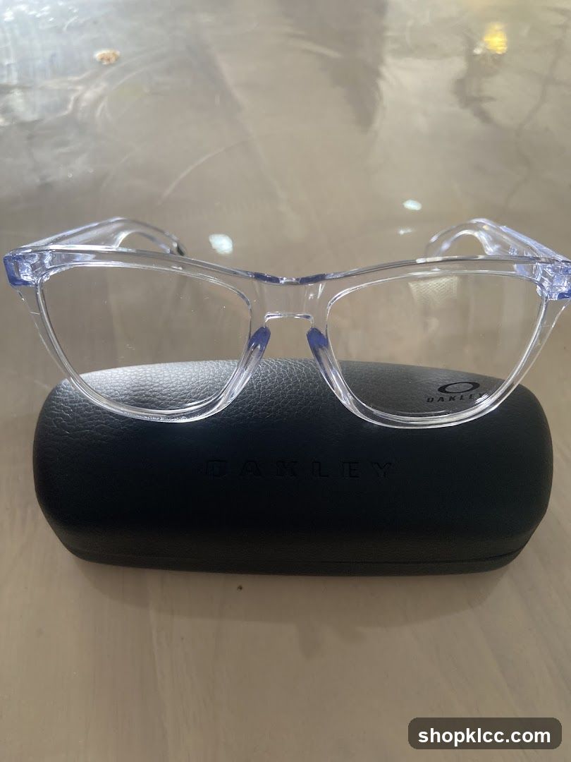 Oakley Glasses and Case