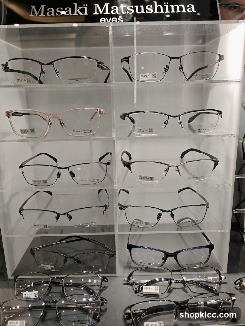 Eyeglasses Display