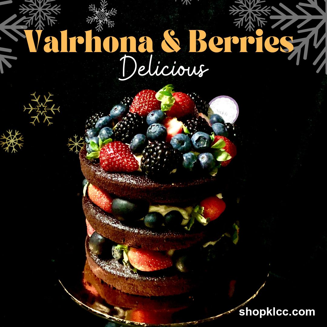 Valrhona & Berries Cake