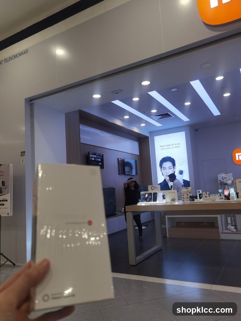 Xiaomi Store Interior