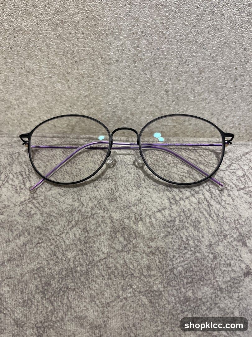 Eyeglasses