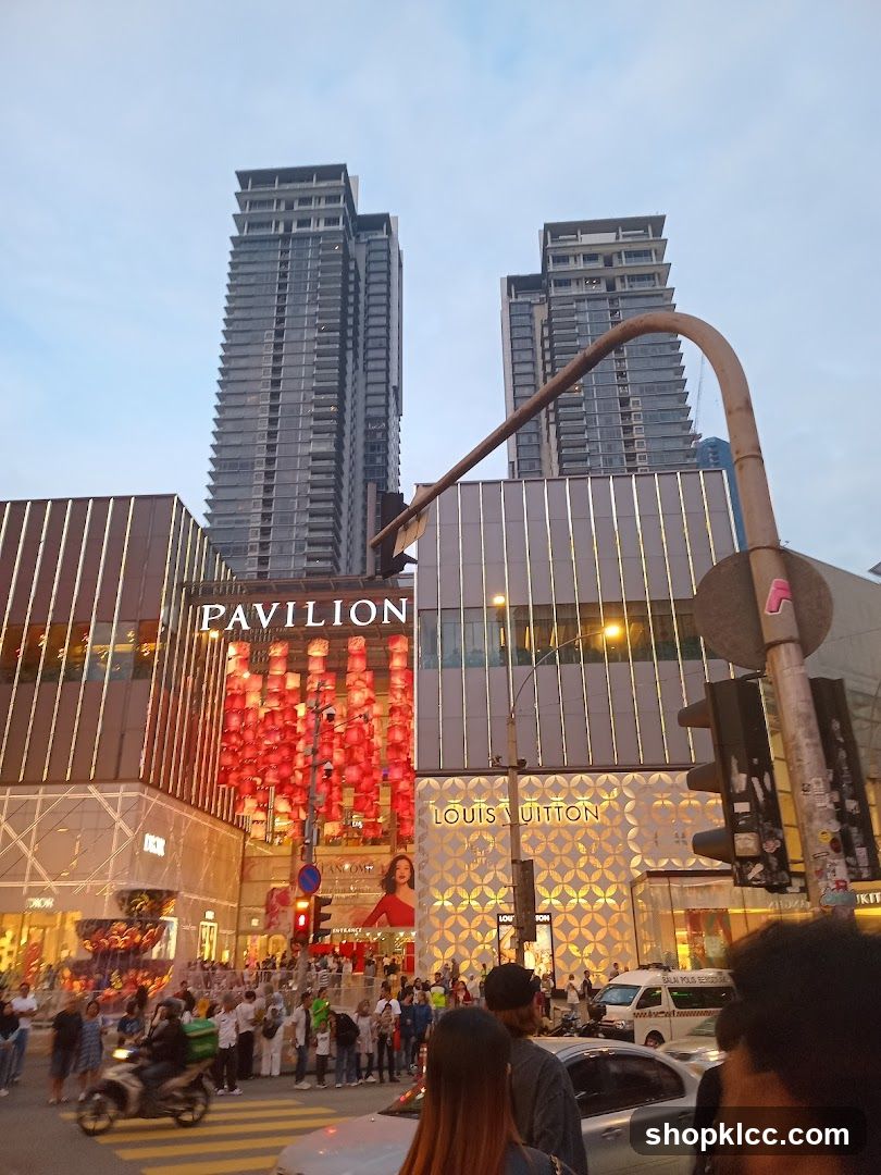 Pavilion and Louis Vuitton Storefronts