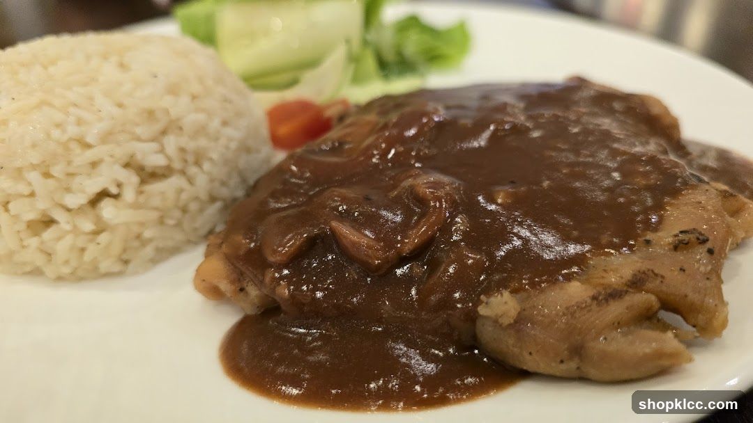 Chicken with Rice and Salad