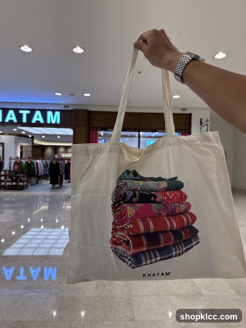 Tote Bag with Stacked Fabric Design