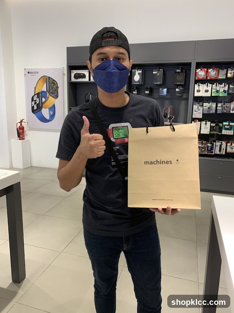 Man holding a shopping bag