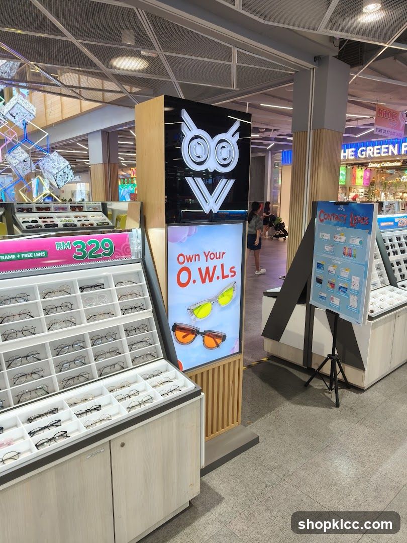 Eyewear Store Display