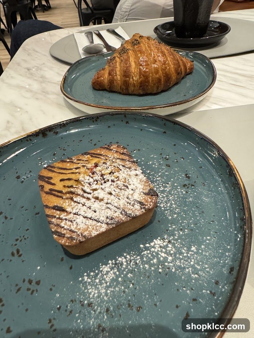 Croissant and Tart