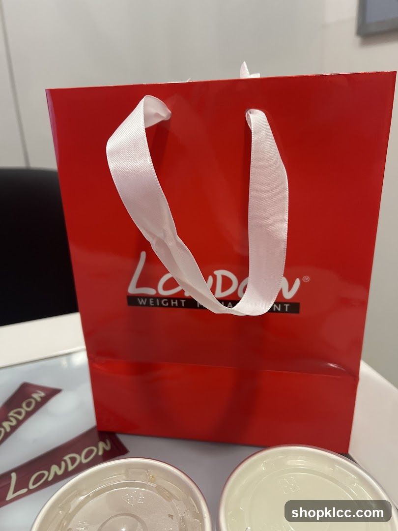Red shopping bag with logo