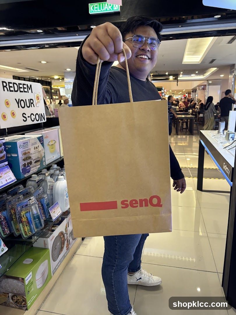 Man holding a shopping bag