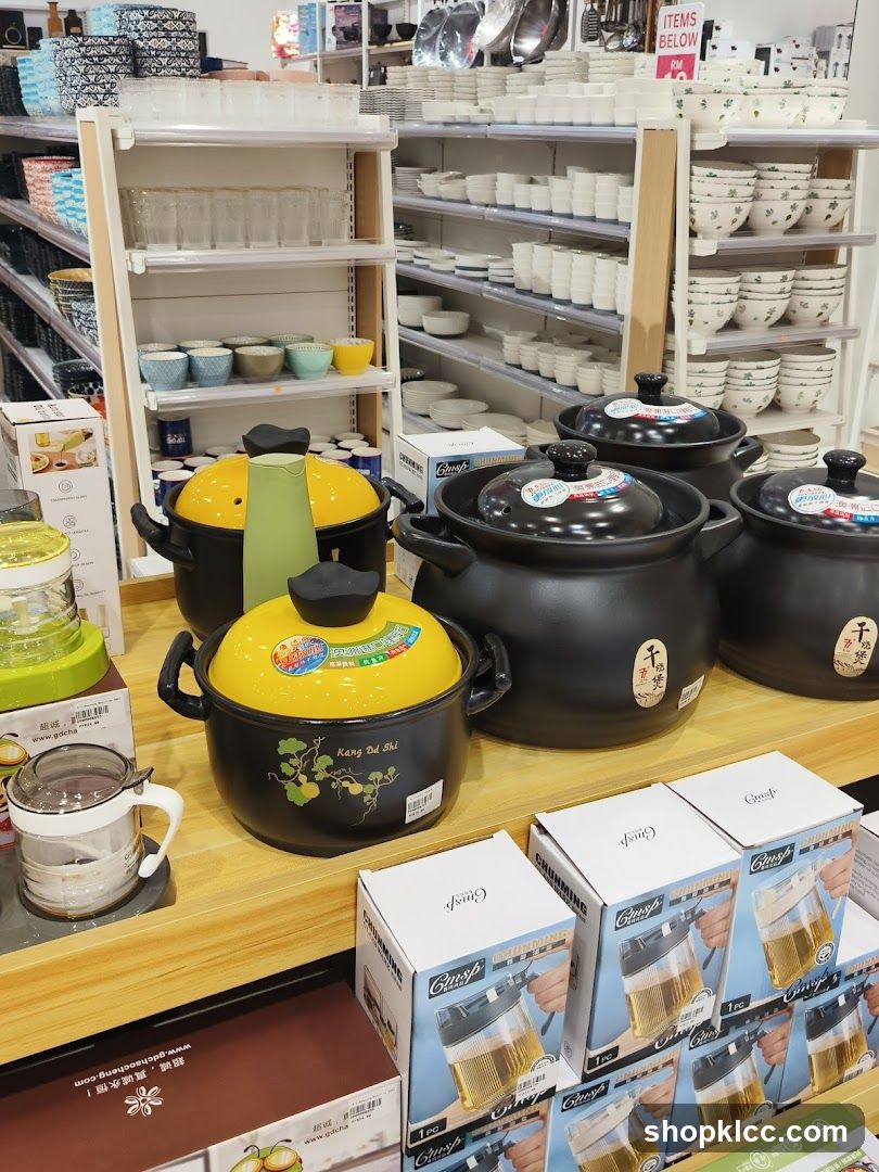 Kitchenware Display