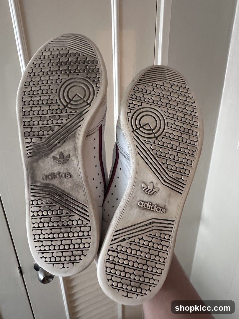 Adidas Sneakers