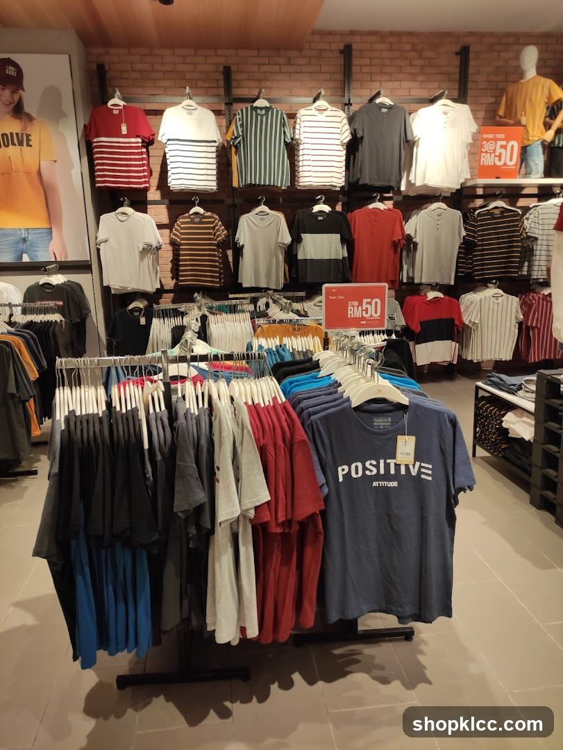 T-shirt Display