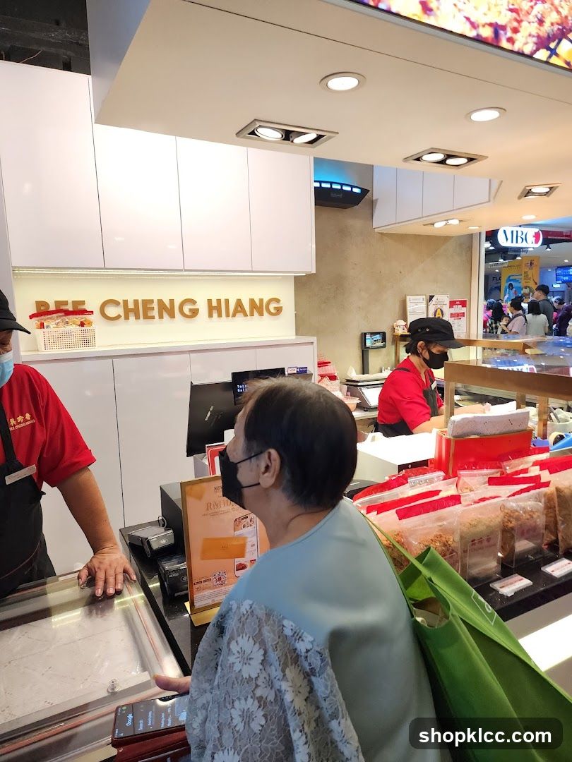 BEE CHENG HIANG Store Interior