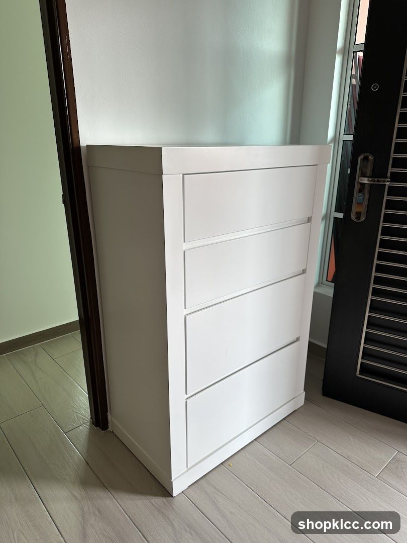 White Chest of Drawers
