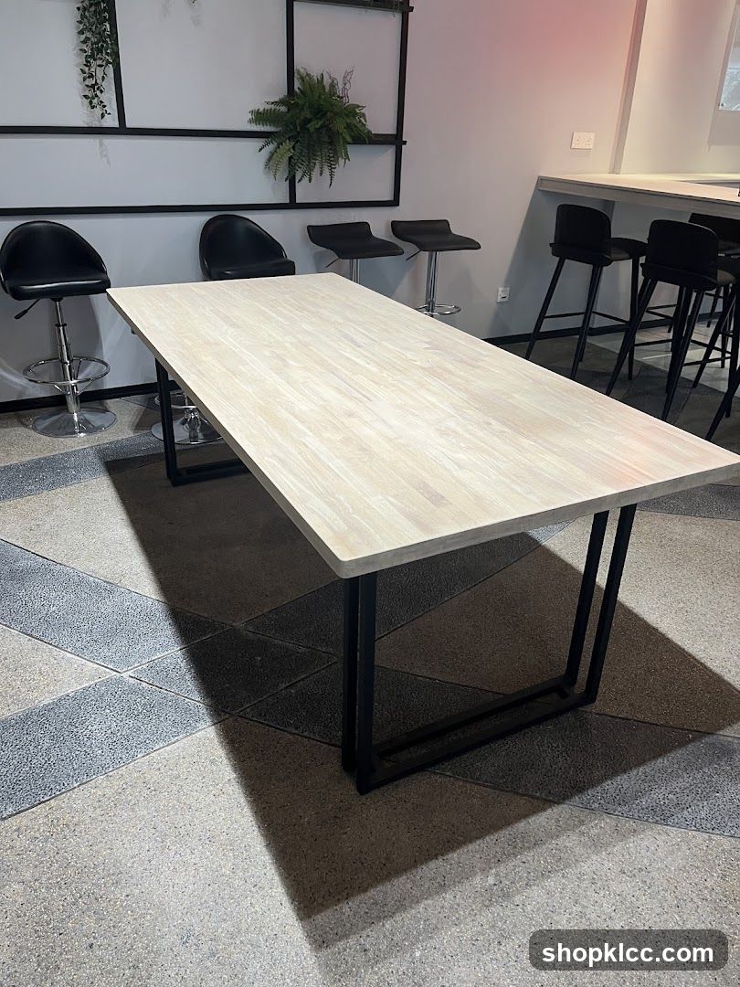 Modern Dining Table and Bar Stools